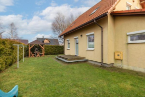 Nemo 4 Bedrooms & Grill in Zastań